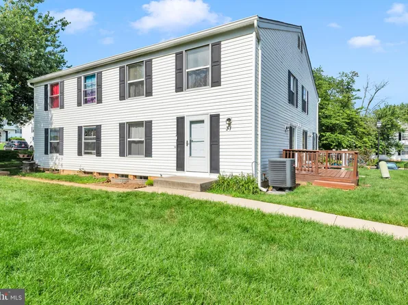 31 Ewing Dr #C, Reisterstown, MD 21136