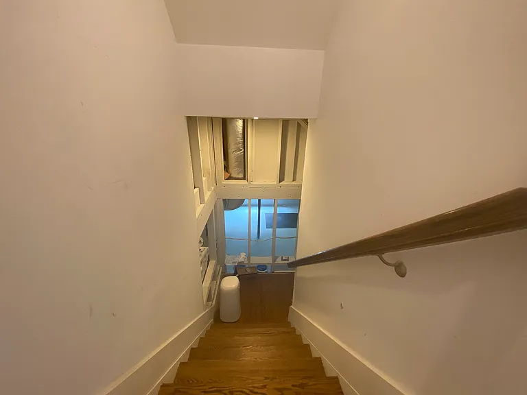 19 W End Ave — Photo 28