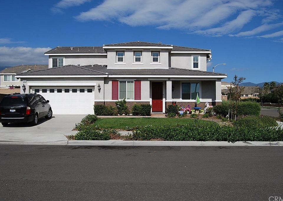 1st image of 15974 Cascade Dr