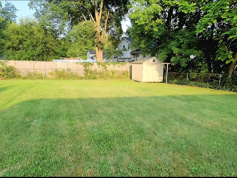 202 Edden Ln — Photo 7