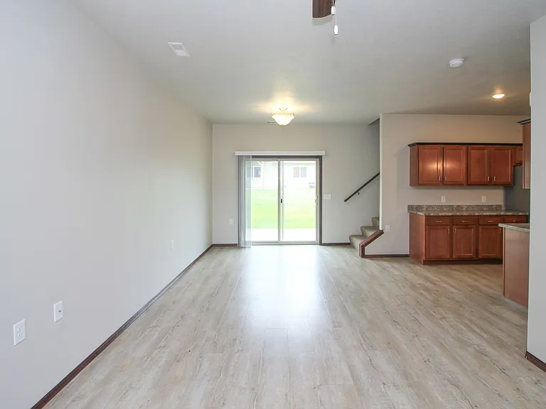 Tanner Court Estates -3 bed units townhouses in Tea, SD! — Photo 6