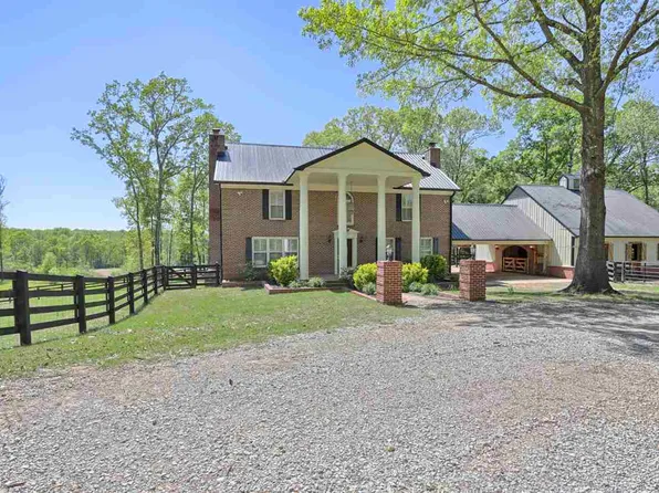 1010 Joann Dr, Somerville, TN 38068