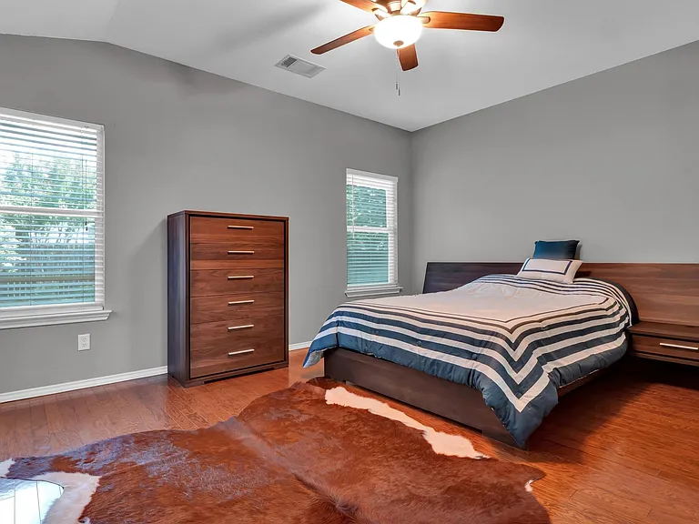 3339 Rod Carew Dr — Photo 18