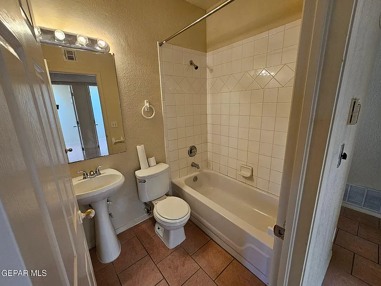 14341 Ray Juarez Pl #B-EL — Photo 15