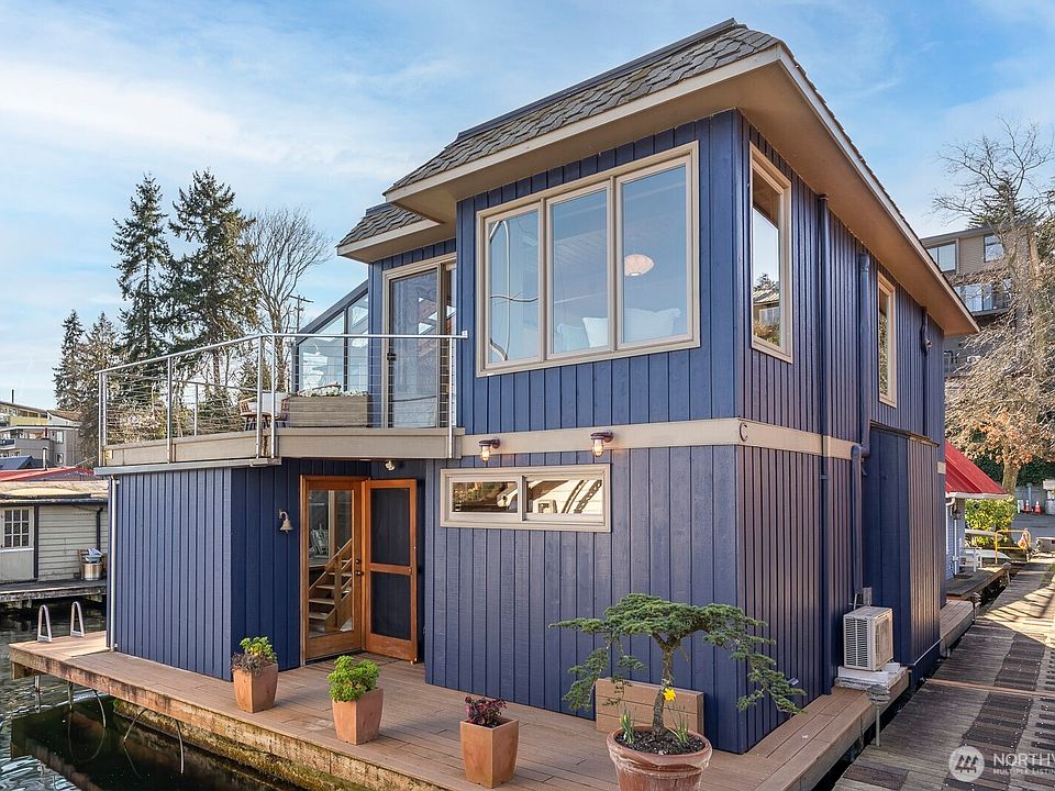 1st image of 3110 Portage Bay Place E #C