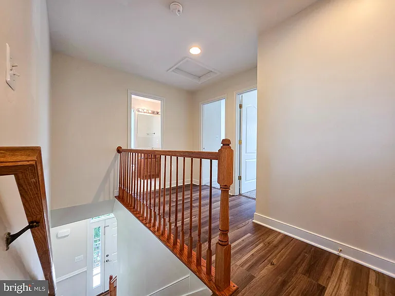 3300 Broker Ln — Photo 12