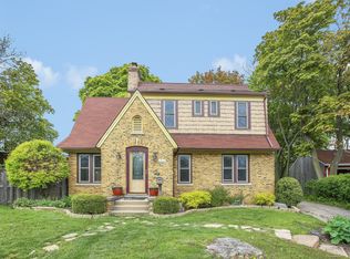 4822 76th St, Kenosha, WI 53142