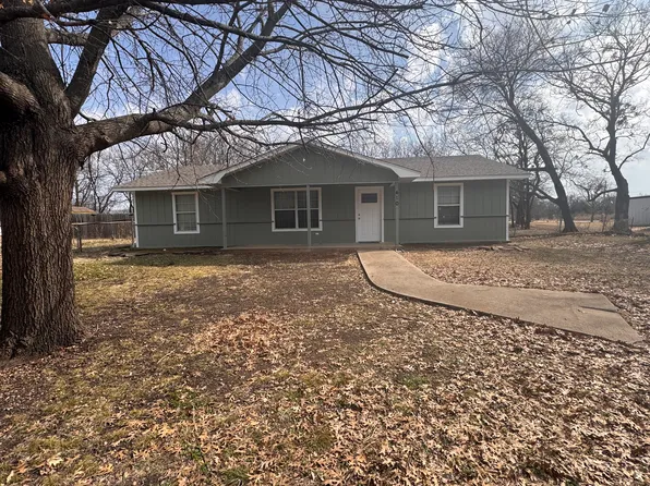 410 S Arkansas St, Caddo, OK 74729