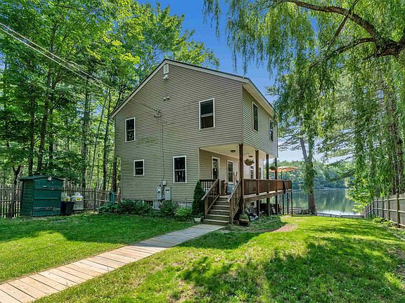 2nd image of 77 Barkers Pond Rd