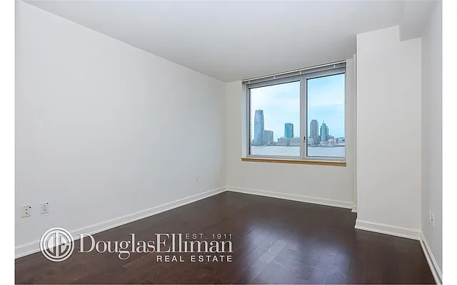 Rented by Douglas Elliman | media 21