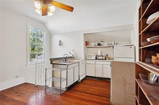 590 Walnut St #LOFT — Photo 11