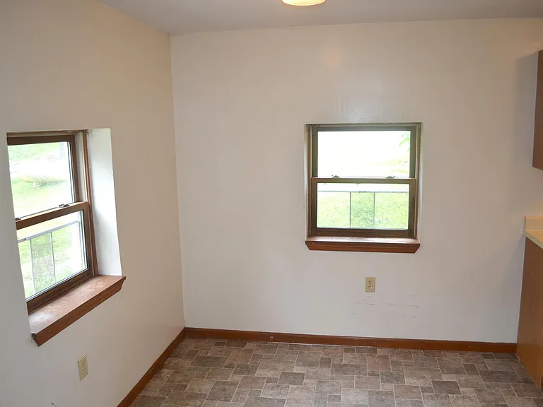 17124 Truetown Rd #B — Photo 6