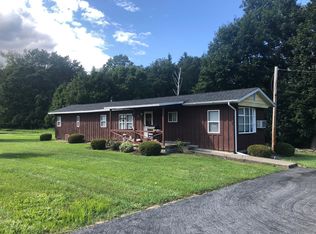 42 Plattekill Rd, Marlboro, NY 12542