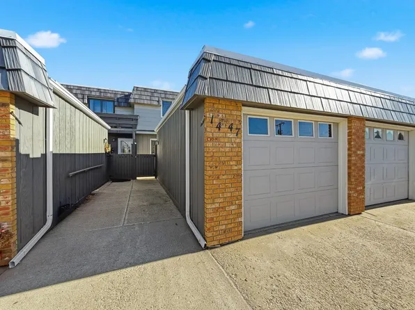 1447 1st St SW, Minot, ND 58701