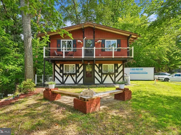 1066 Golden West Way, Lusby, MD 20657