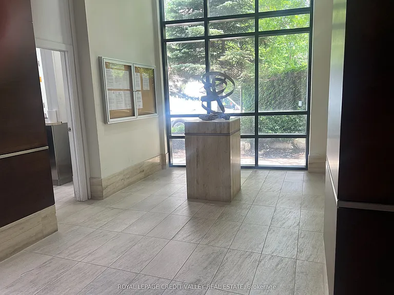 330 Burnhamthorpe Rd W #408 — Photo 3