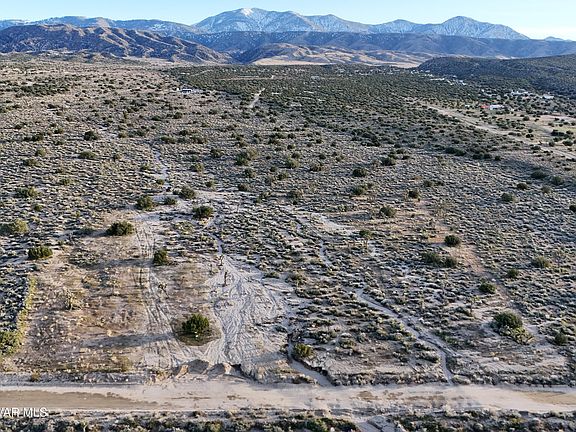 2nd image of Fort Tejon Rd