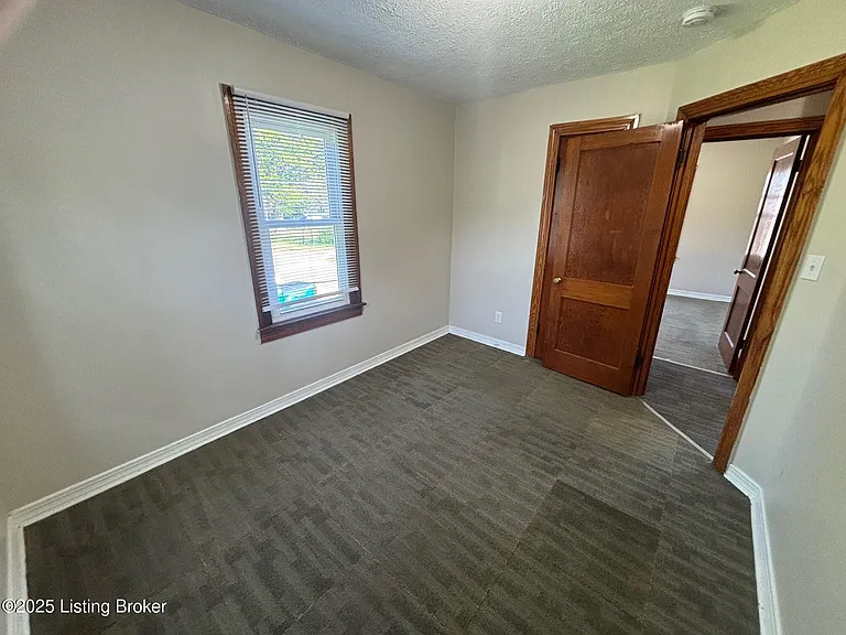 136 E Harrison Ave #2 — Photo 7