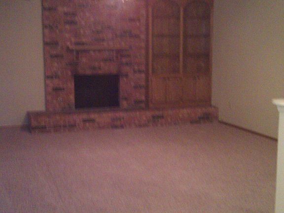 Living Room with fireplace