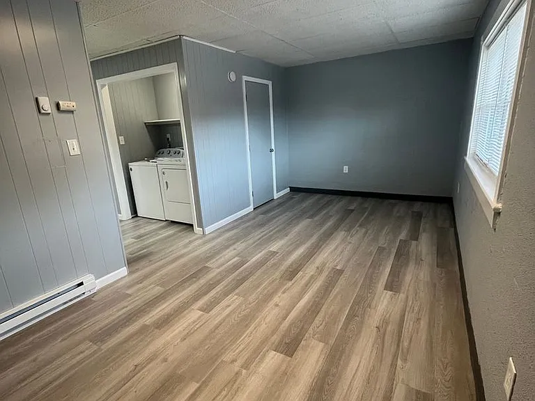 107 Lucas Dr — Photo 4