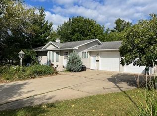 1214 3rd St SW, Wadena, MN 56482