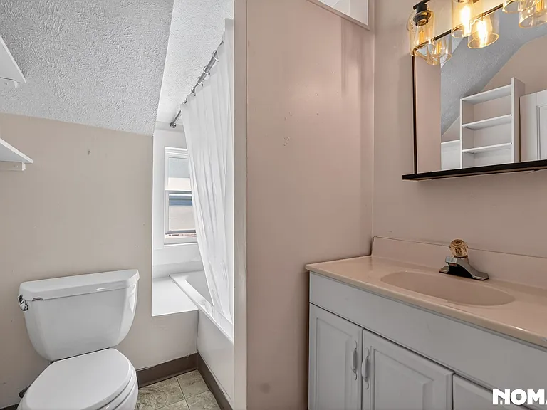 2101 E 16th Ave #3 — Photo 5