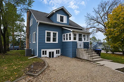 3916 E Lake Shore Dr Photo 1