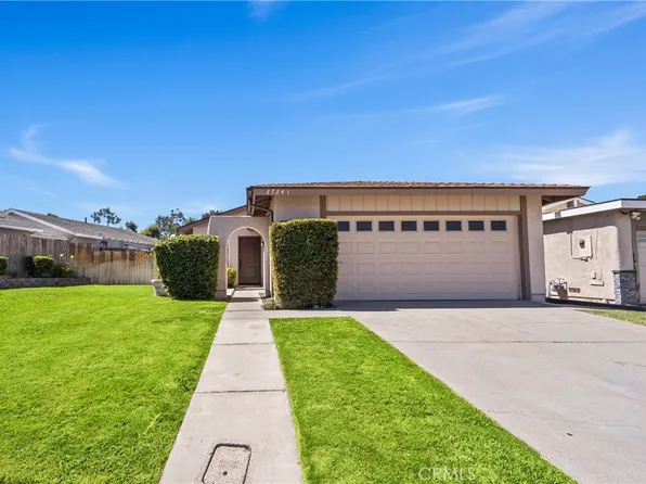 27241 Las Nieves, Mission Viejo, CA 92691