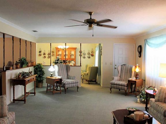 3rd image of 1800 SE 56th Ct