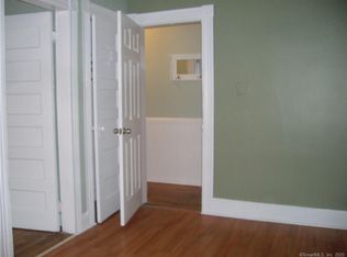 511 Brooks St, Bridgeport, CT 06608