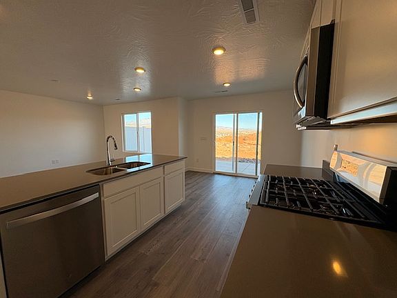 4th image of 2917 E Corral Hollow Dr #9999