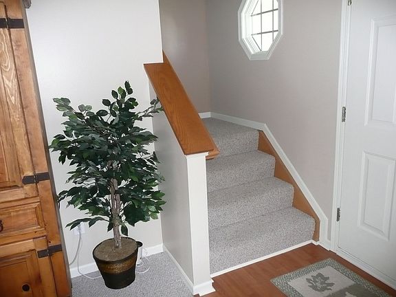 4th image of 360 Wheatfield Dr