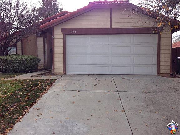 3rd image of 3556 Sugarloaf Ct