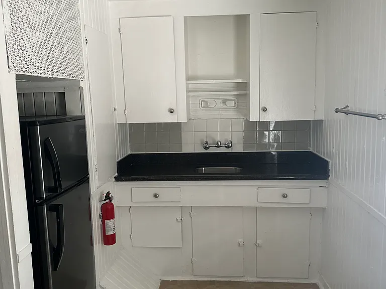 1003 Bartlett St #1003 — Photo 6