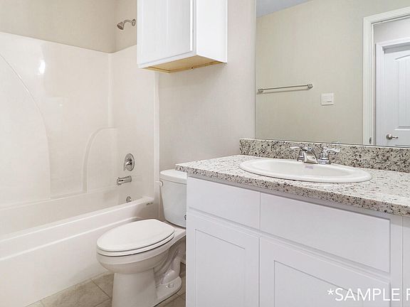 4th image of 214 Hadley Ct