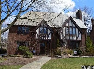 3003 Eaton Rd, Shaker Heights, OH 44122