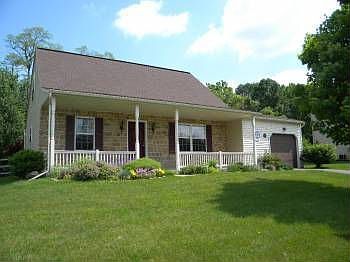 2nd image of 113 Wheatfield Ct