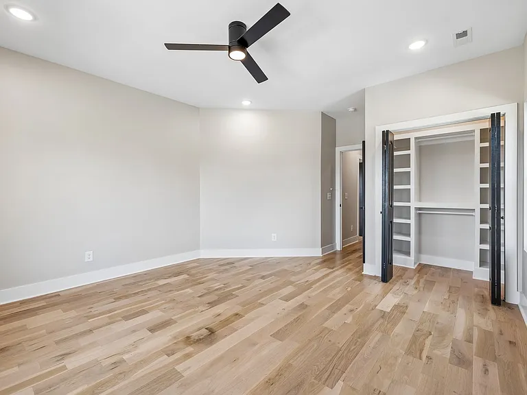 4015 Cumberland Ave — Photo 25