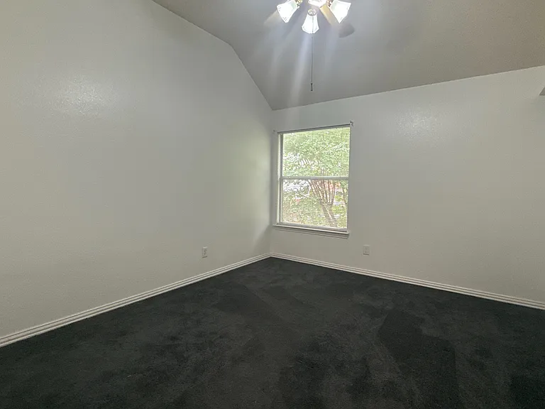 7848 Ravens Cliff Dr — Photo 25