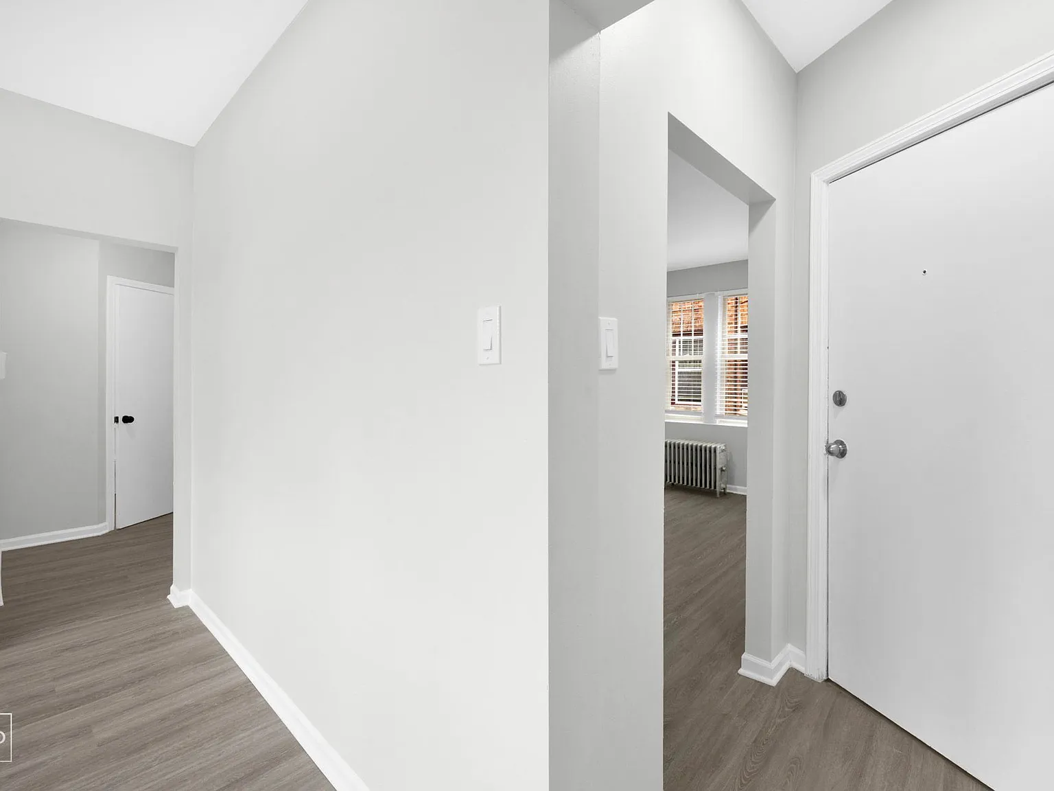 735 N Austin — Photo 1