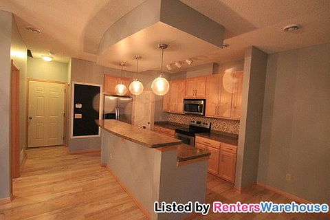 4th image of 12414 Flanders Ct NE Unit F