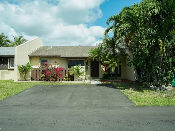 11906 SW 123rd Pl, Miami, FL 33186