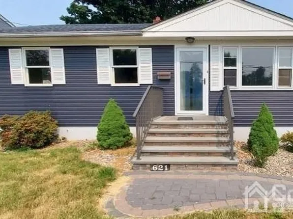 621 Cook Ave, Middlesex, NJ 08846