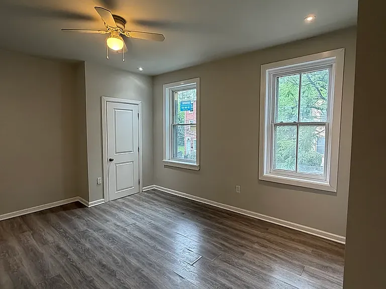 416 Franklin St — Photo 26