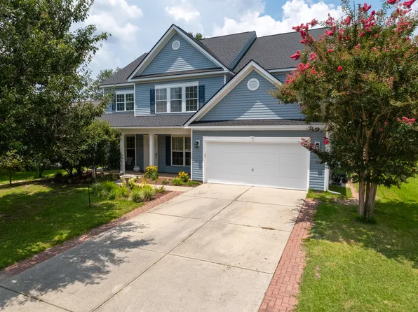 7532 Hawks Cir, Hanahan, SC 29410