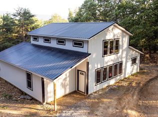 289 Winstead Rd, Berkeley Springs, WV 25411