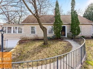 6613 Maywood Ave, Middleton, WI 53562