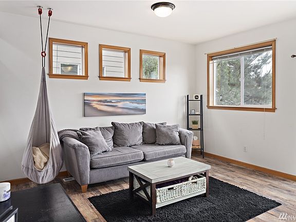 4th image of 12800 17th St NE #3
