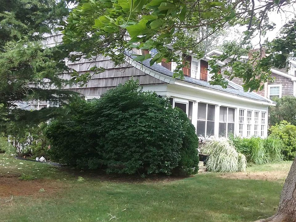 2nd image of 31 Atlantic Ave
