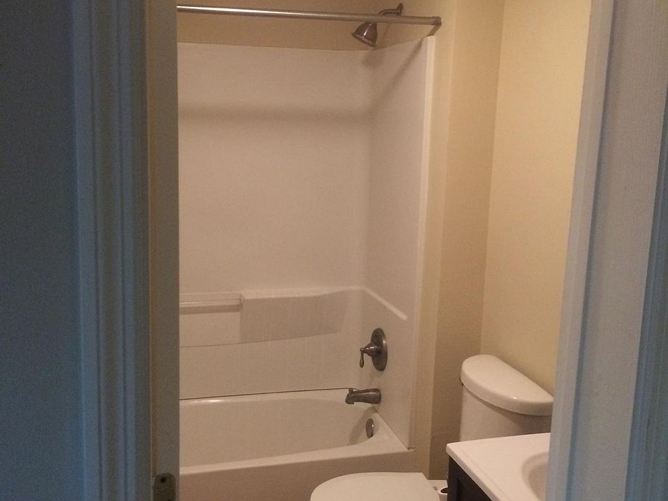 Downstairs Full Bathroom